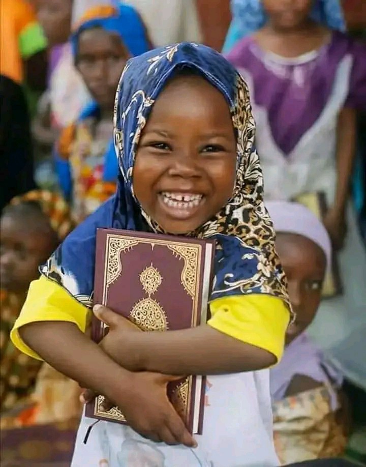 Quran Distribution